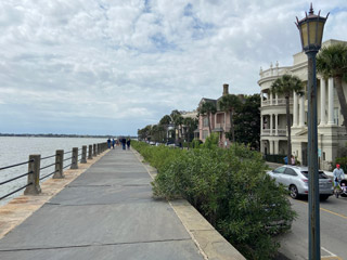 The promenade along East Battery